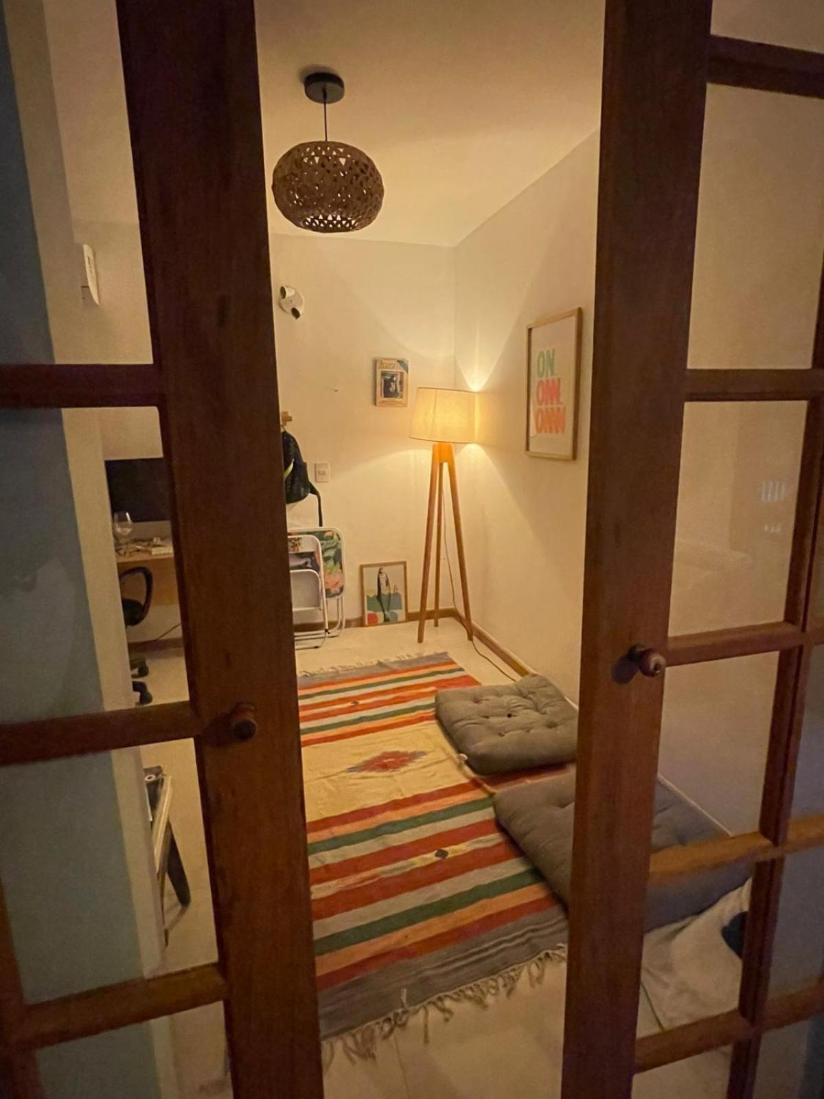 Casa Charmosa Em Frente A Da Barra!